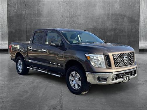 2019 Nissan Titan SV