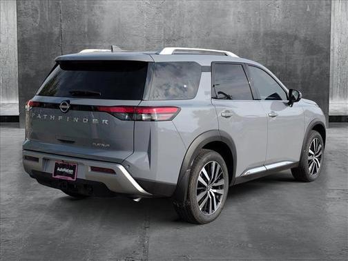 2025 Nissan Pathfinder Platinum FWD
