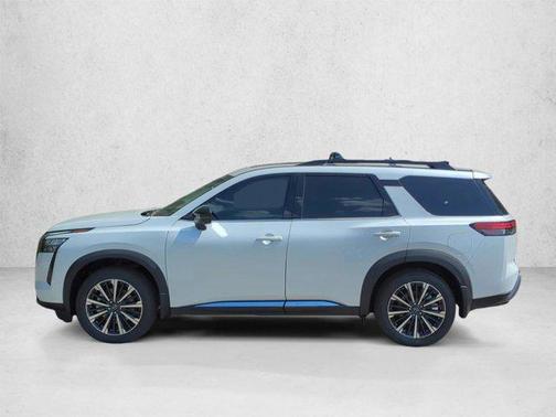 Everest White Pearl Tricoat 2026 Nissan Pathfinder Platinum