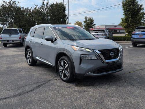 2023 Nissan Rogue SL