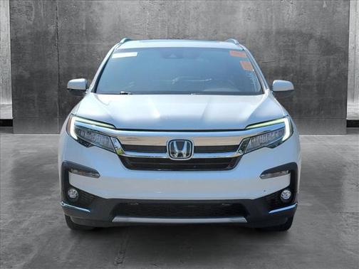 2022 Honda Pilot Touring 8-Passenger