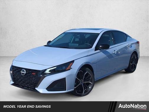 2025 Nissan Altima SR FWD