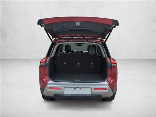 2023 Nissan Pathfinder Platinum FWD