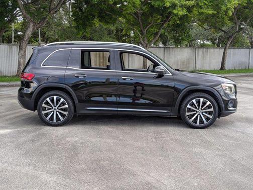 2022 Mercedes-Benz GLB 250 4MATIC