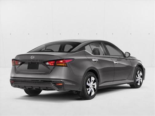 2025 Nissan Altima S FWD