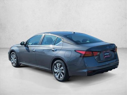 2025 Nissan Altima S FWD