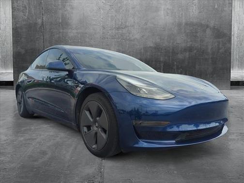 2023 Tesla Model 3 Standard Range