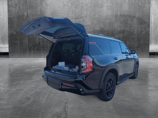 2025 Nissan Armada PRO-4X 4WD