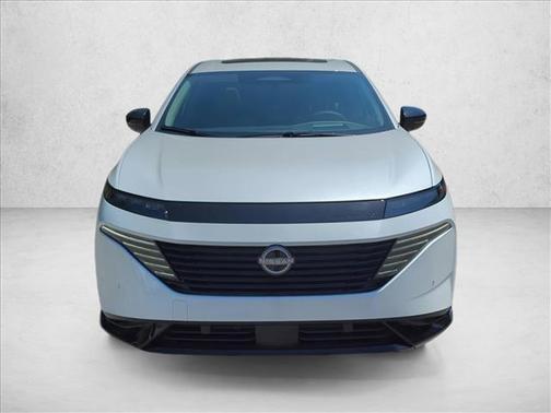 Everest White Pearl Tricoat 2026 Nissan Murano Platinum