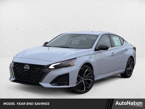 2025 Nissan Altima SR FWD