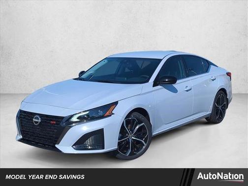 2025 Nissan Altima SR FWD