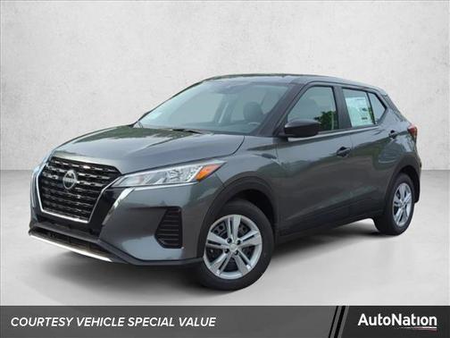 2025 Nissan Kicks S