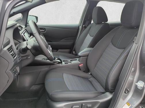 2024 Nissan Leaf SV PLUS