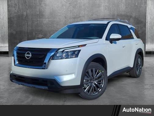 2025 Nissan Pathfinder SL FWD