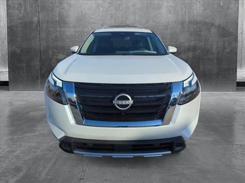 2025 Nissan Pathfinder SL FWD
