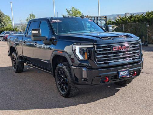 Onyx Black 2024 GMC Sierra 2500 AT4