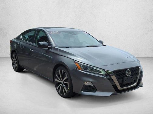 Gun Metallic 2021 Nissan Altima SR FWD