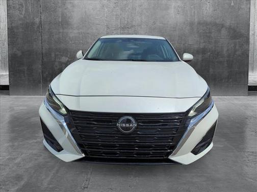 2024 Nissan Altima 2.5 SL