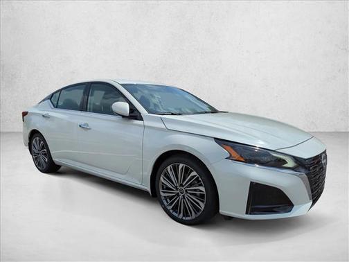2024 Nissan Altima 2.5 SL