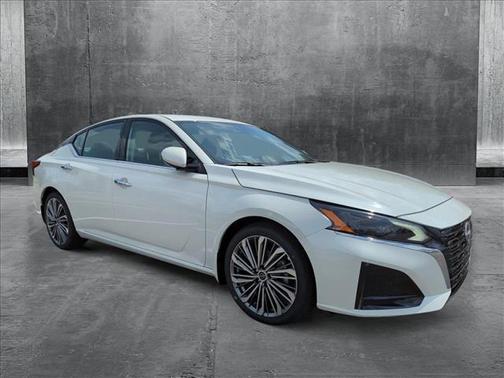2024 Nissan Altima 2.5 SL