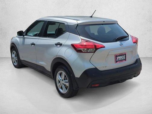 Brilliant Silver Metallic 2020 Nissan Kicks S