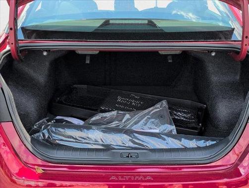2025 Nissan Altima SR FWD