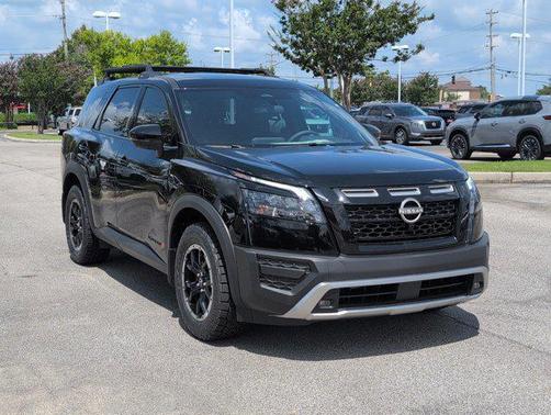 2025 Nissan Pathfinder Rock Creek 4WD