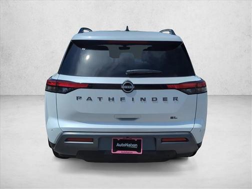 Everest White Pearl Tricoat 2026 Nissan Pathfinder SL