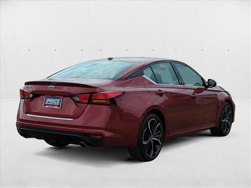 2023 Nissan Altima SR FWD