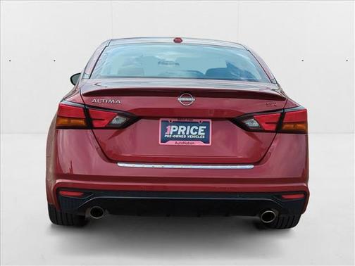 2023 Nissan Altima SR FWD