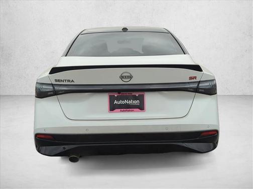 Aspen White Tricoat/Super Black 2026 Nissan Sentra SR