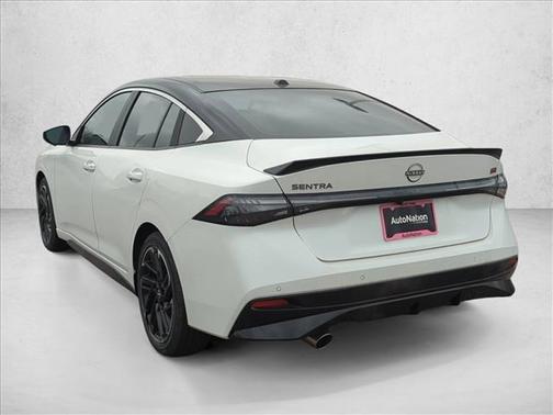 Aspen White Tricoat/Super Black 2026 Nissan Sentra SR