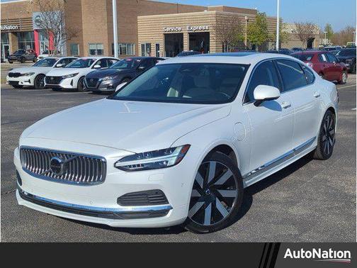 2024 Volvo S90 Recharge Plug-In Hybrid T8 Ultimate