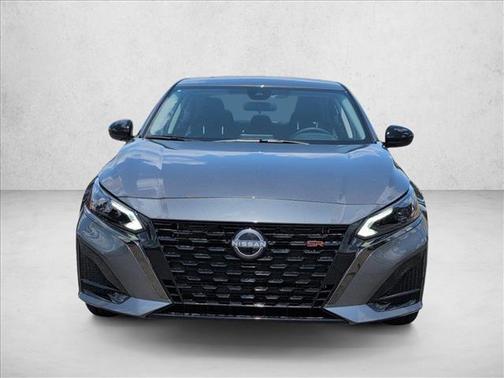 2025 Nissan Altima SR FWD