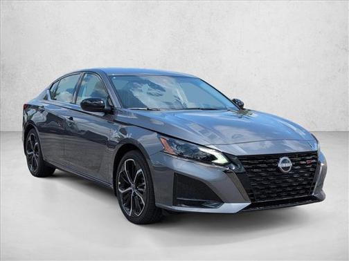 2025 Nissan Altima SR FWD