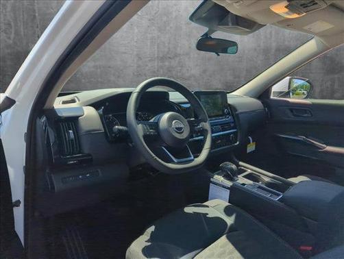 2025 Nissan Pathfinder SV FWD