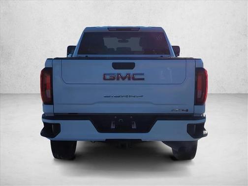 2022 GMC Sierra 2500 AT4
