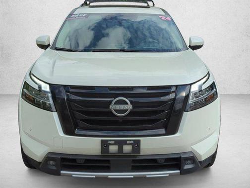 Pearl White Tricoat 2024 Nissan Pathfinder Platinum 4WD