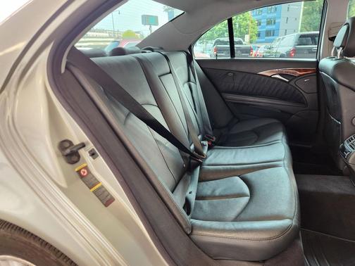 2004 Mercedes-Benz E-Class 4MATIC