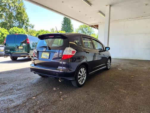 Midnight Plum Metallic 2013 Honda Fit Sport