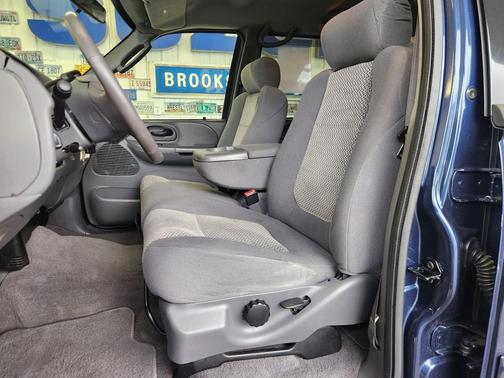 2003 Ford F-150 XLT SuperCrew