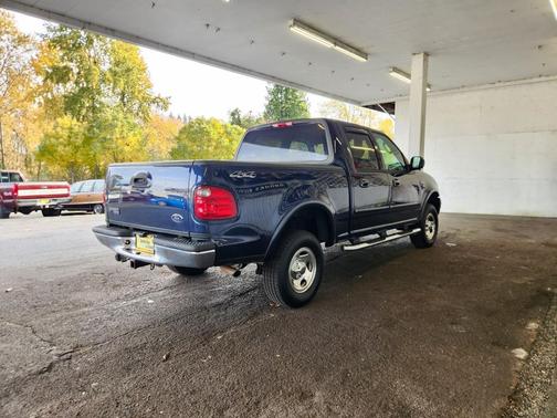 2003 Ford F-150 XLT SuperCrew