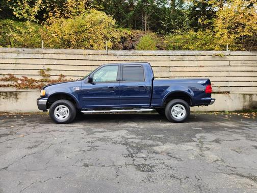 2003 Ford F-150 XLT SuperCrew