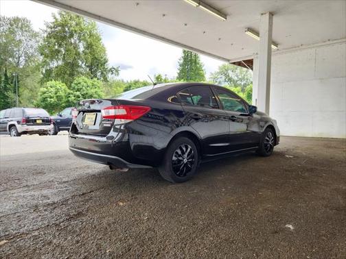 2017 Subaru Impreza 2.0i