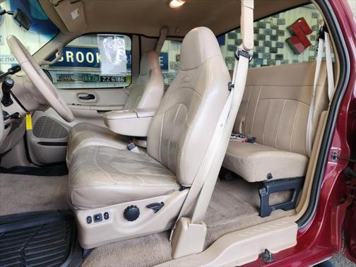1999 Ford F-150 Lariat