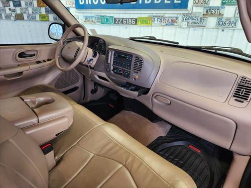 1999 Ford F-150 Lariat