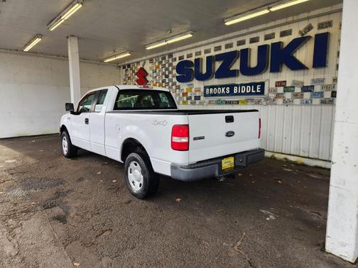 2005 Ford F-150 XL
