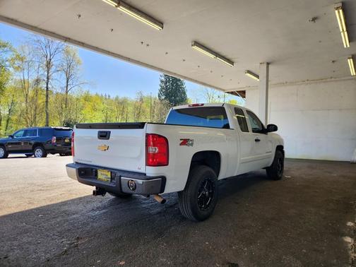 Summit White 2007 Chevrolet Silverado 1500 LT1 Extended Cab