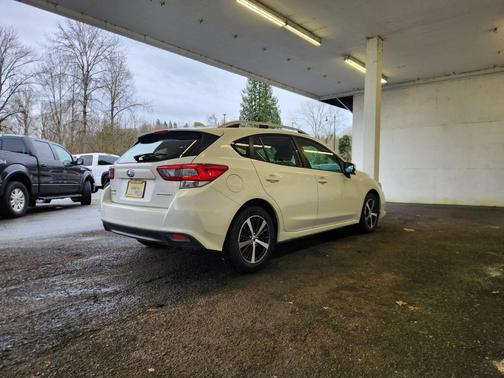 2023 Subaru Impreza Premium