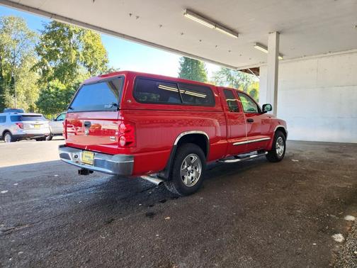 2005 Dodge Dakota SLT Club Cab